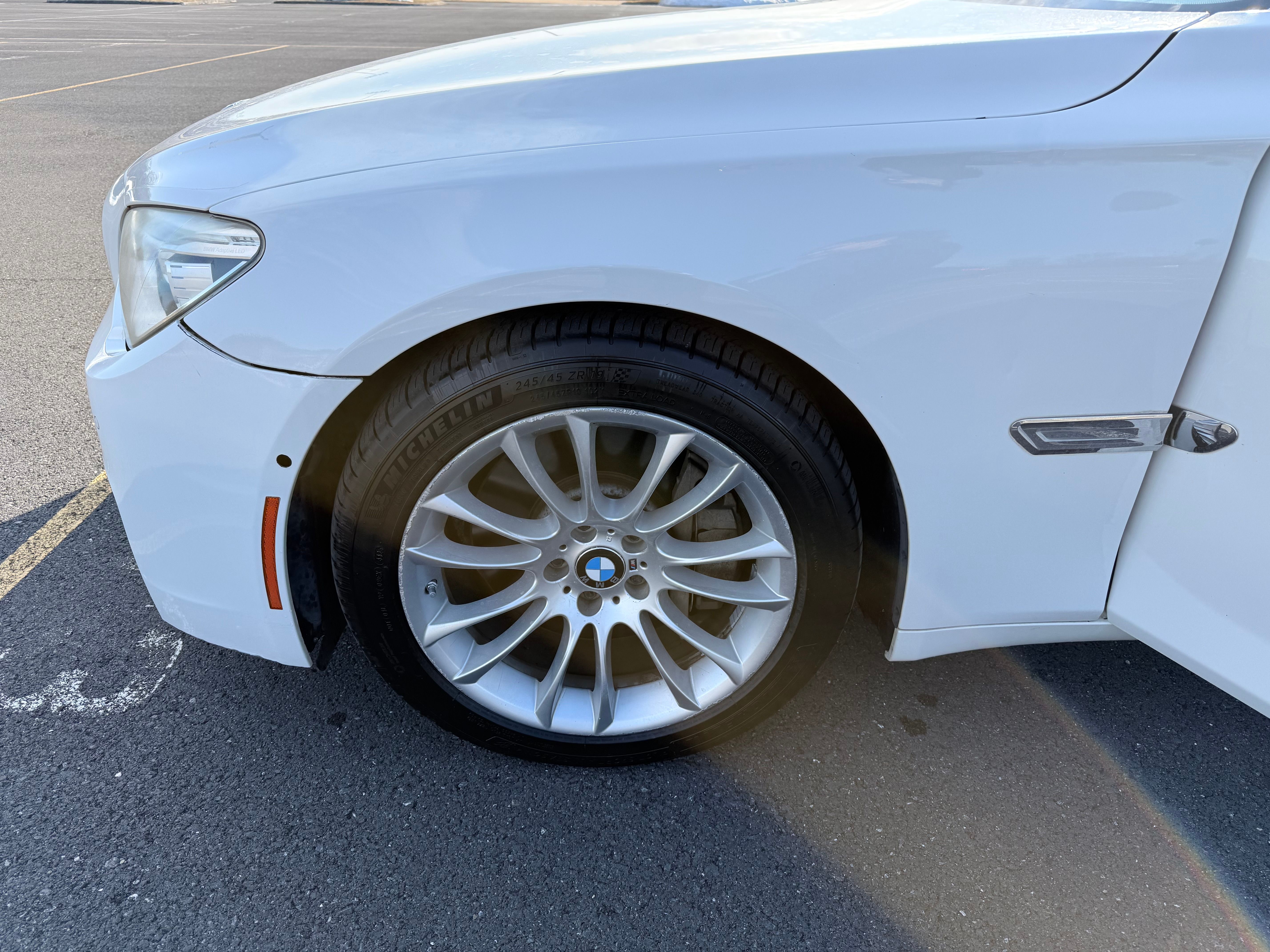 Used 2013 BMW 750Li xDrive AWD/4WD image 13