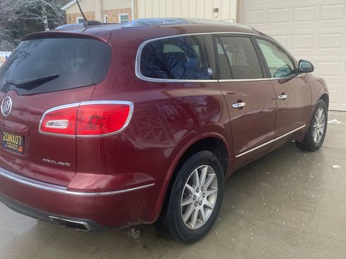 Used 2016 Buick Enclave Convenience image 2