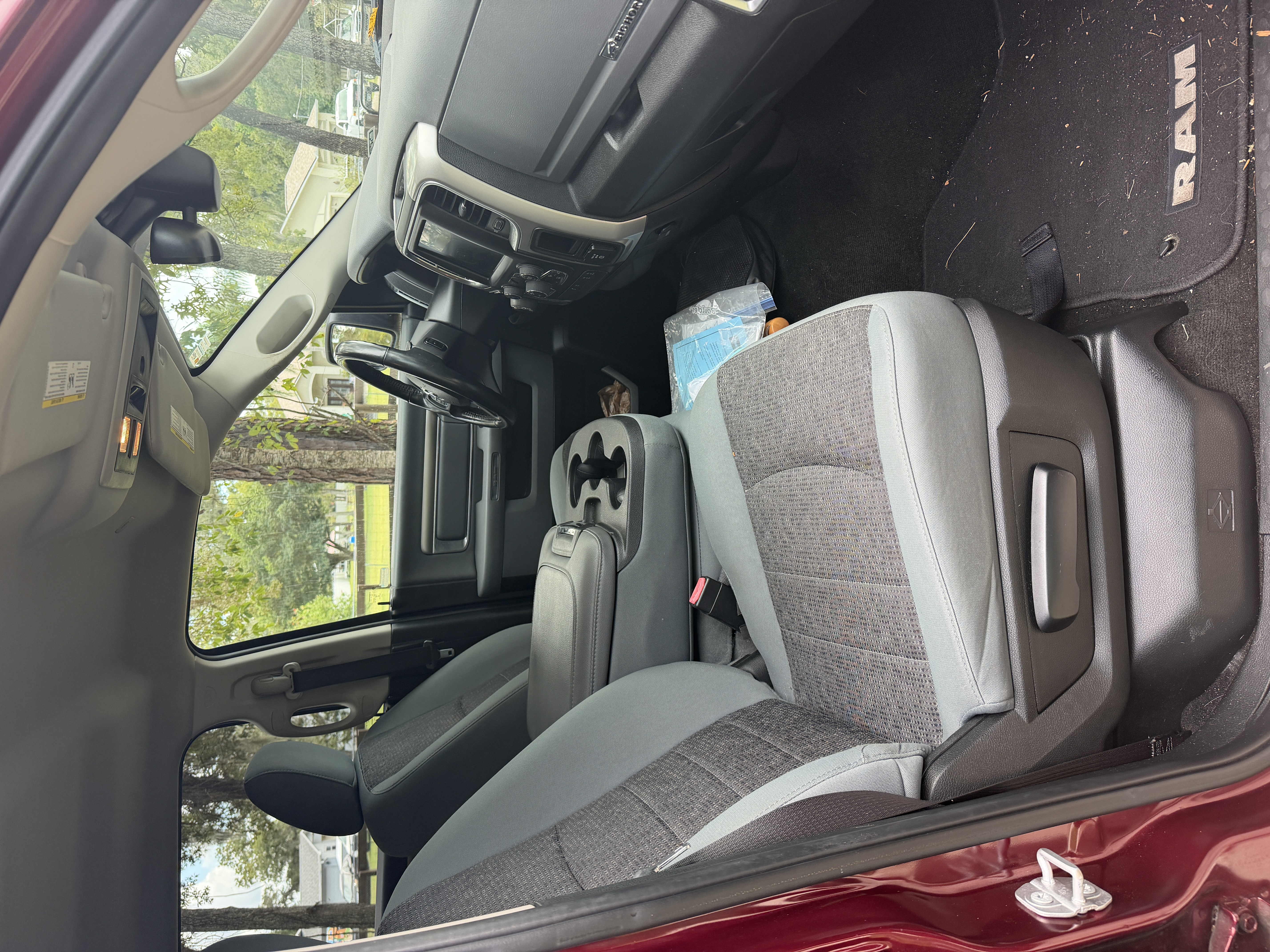 Used 2017 RAM 1500 Big Horn AWD/4WD image 9