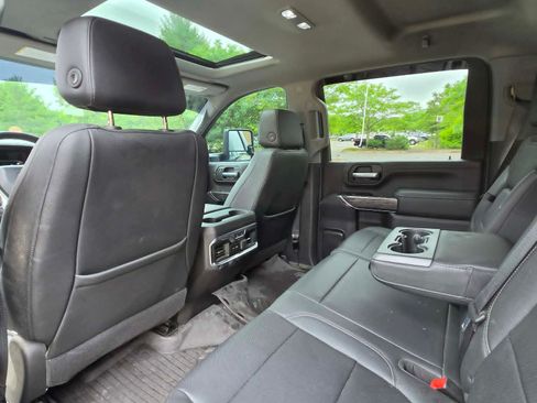 Used 2021 Chevrolet Silverado 2500 LTZ w/ LTZ Plus Package AWD/4WD image 20