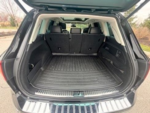 Used 2015 Volkswagen Touareg VR6 image 15