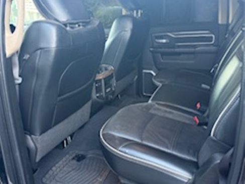 Used 2020 RAM 3500 Laramie image 20