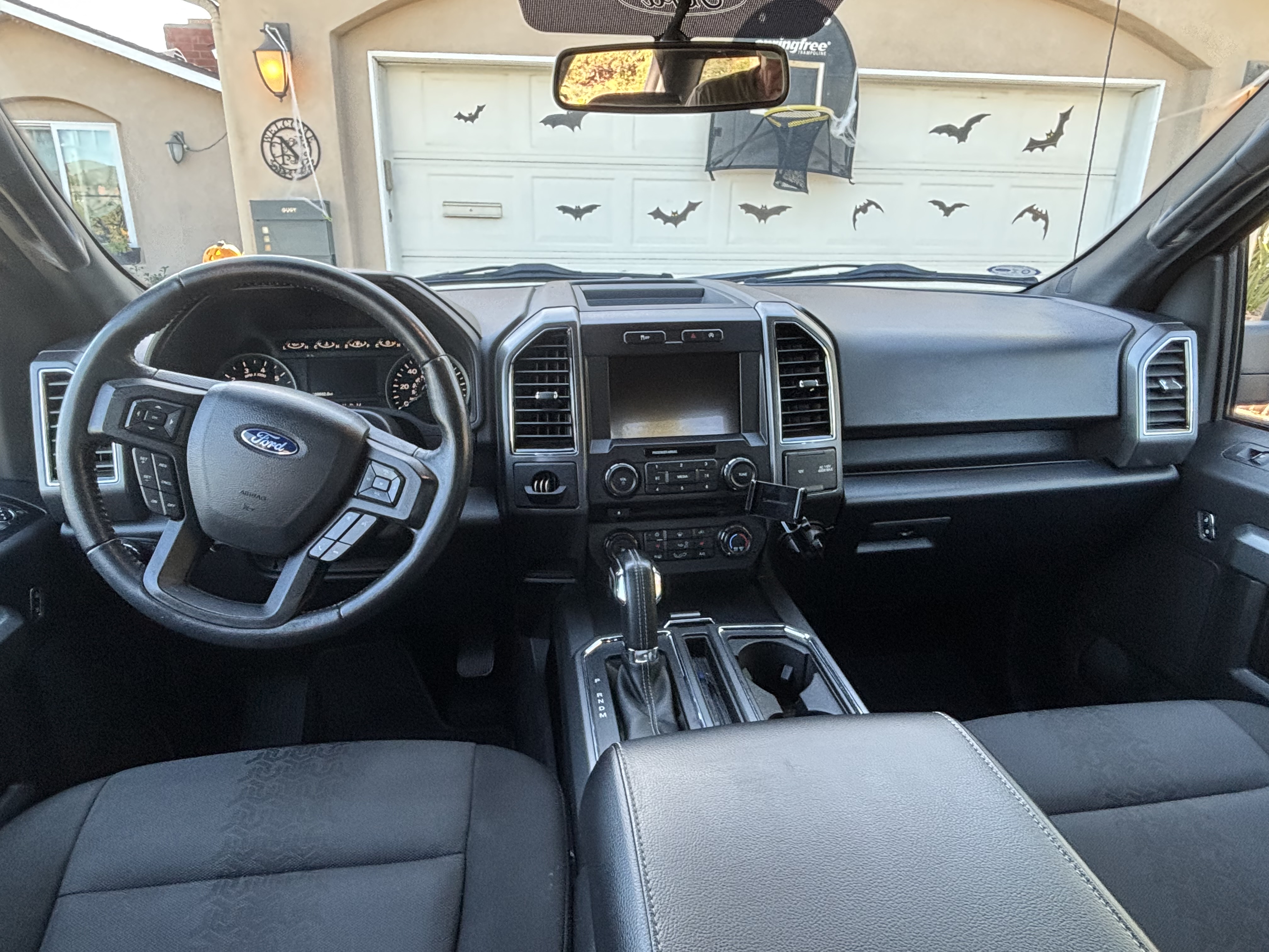 Used 2018 Ford F150 XLT w/ Equipment Group 302A Luxury RWD image 5