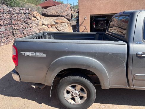 Used 2006 Toyota Tundra SR5 w/ TRD Off-Road Pkg RWD image 6