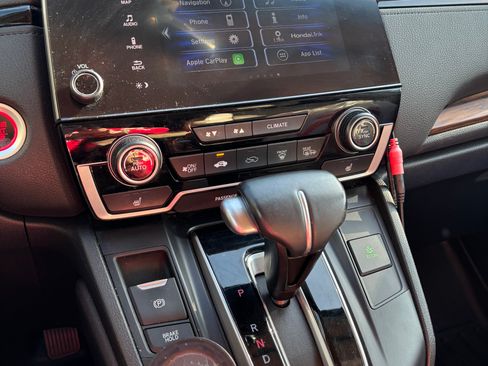 Used 2018 Honda CR-V Touring image 15