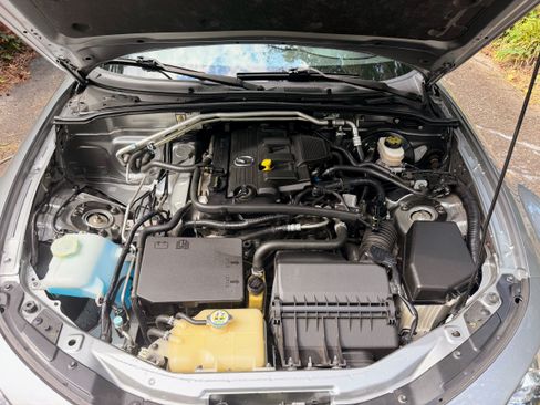 Used 2013 MAZDA MX-5 Miata Sport RWD image 2