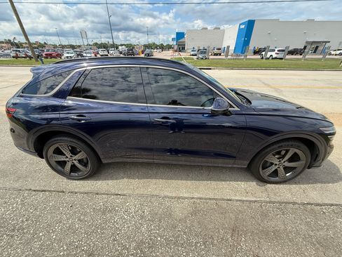 Used 2024 Genesis GV70 3.5T Sport w/ Sport Advanced Package AWD/4WD image 5