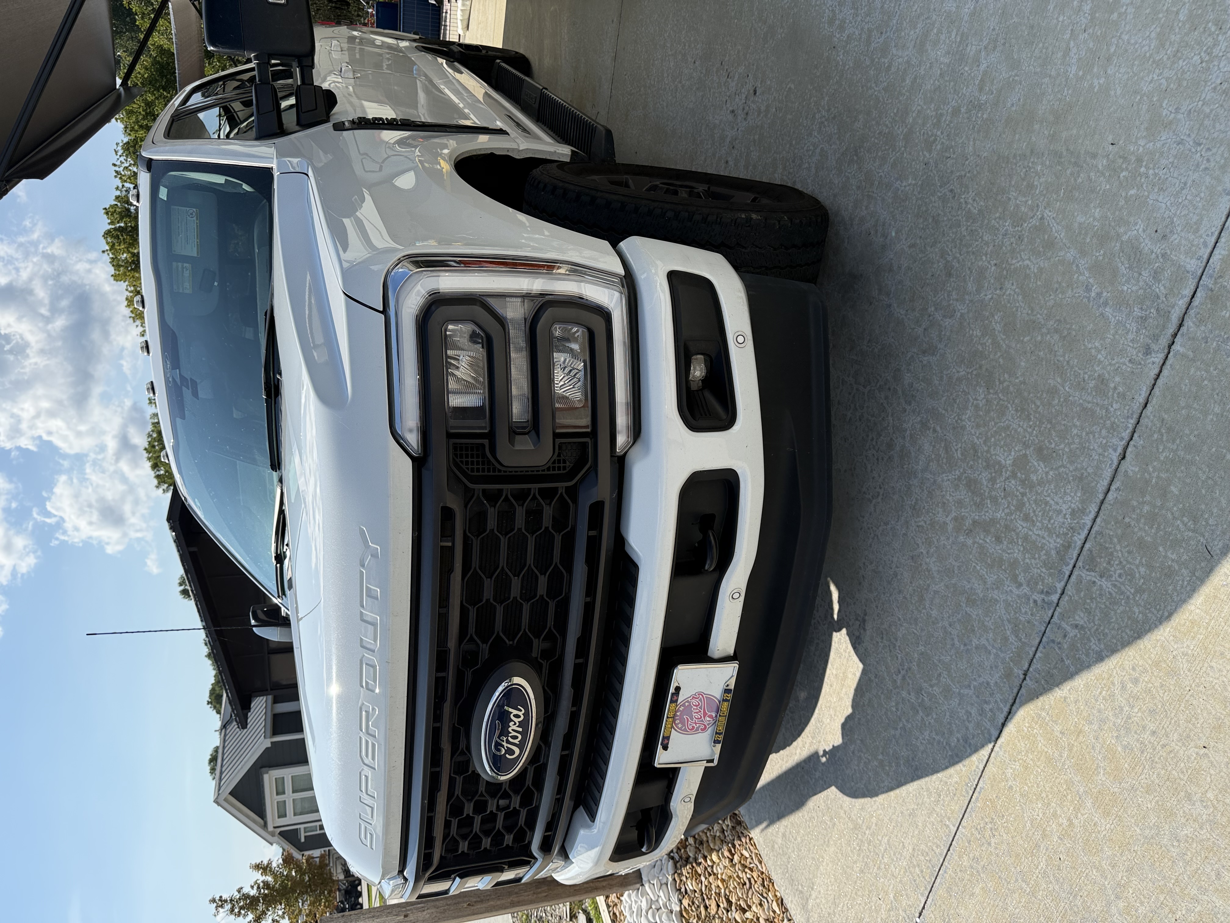 Used 2024 Ford F350 Lariat w/ Lariat Ultimate Package AWD/4WD image 2
