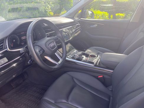 Used 2024 Audi Q7 3.0T Premium Plus AWD/4WD image 5