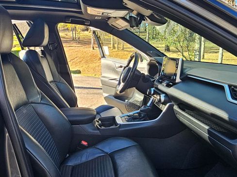 Used 2019 Toyota RAV4 XSE image 10