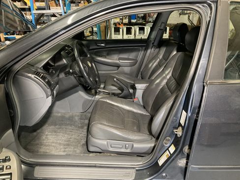 Used 2006 Honda Accord EX image 11