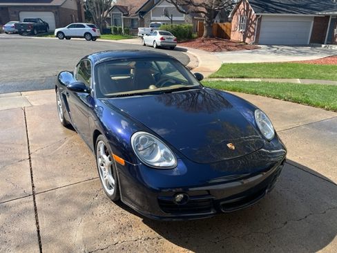 Used 2008 Porsche Cayman S Sport image 2