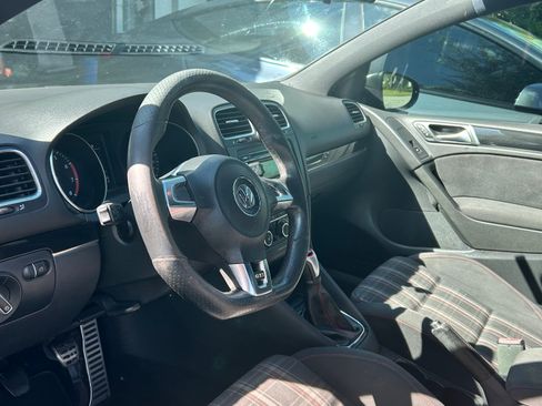 Used 2012 Volkswagen GTI 4-Door image 11