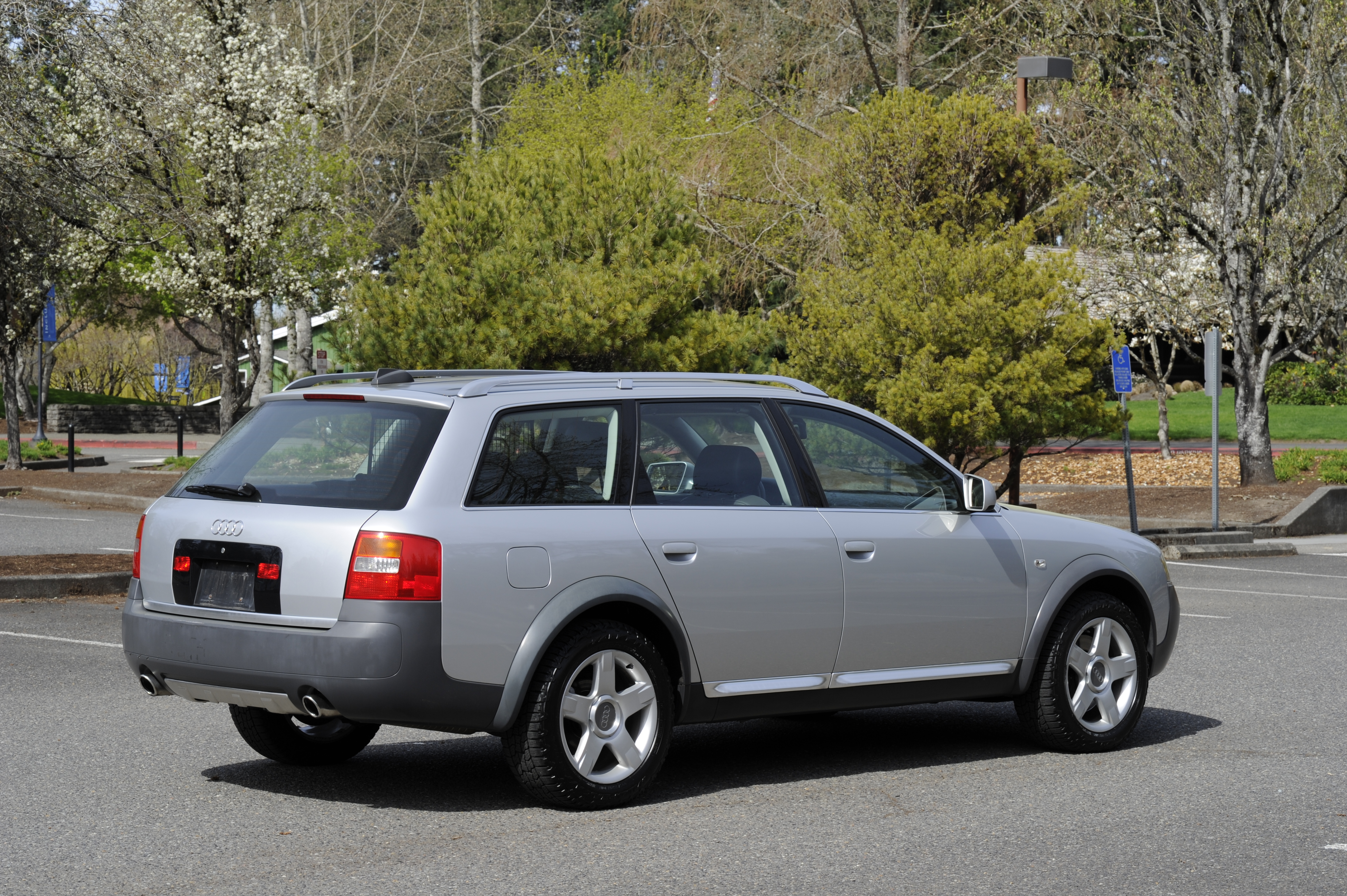Used 2004 Audi allroad 2.7T AWD/4WD image 6