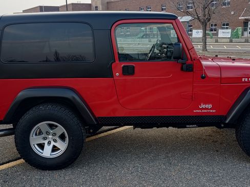 Used 2006 Jeep Wrangler Unlimited Rubicon image 8