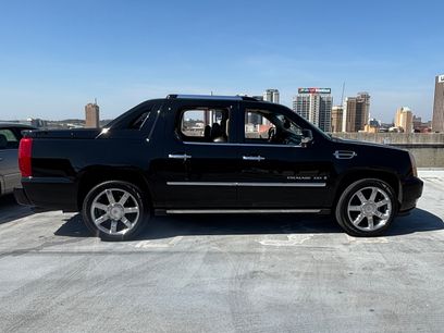 Used 2007 Cadillac Escalade EXT Sport Utility Pickup 4D 5 1/4 w/ Information Package