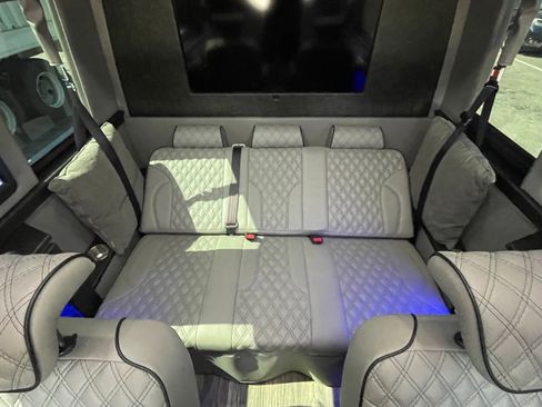 Used 2019 Mercedes-Benz Sprinter 170 image 11