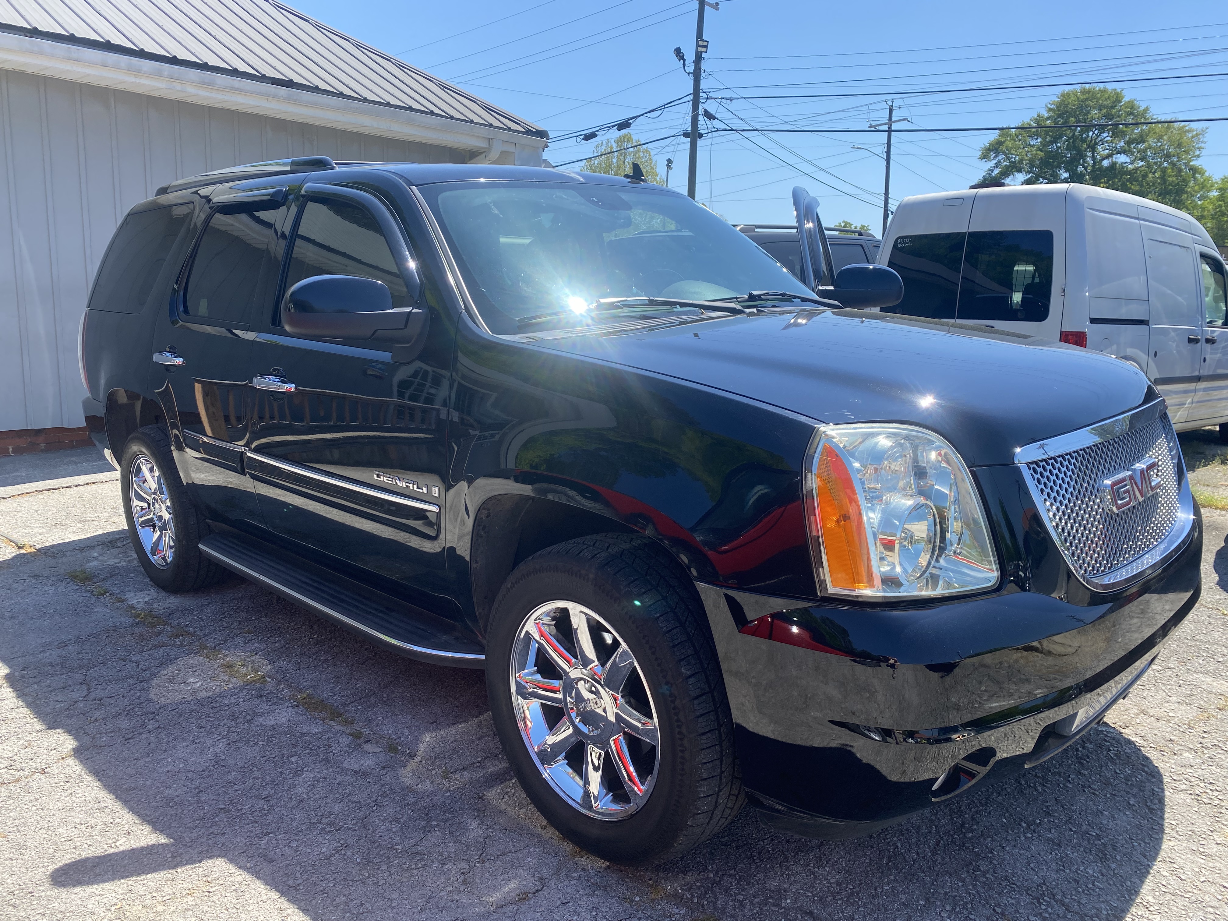 Used 2007 GMC Yukon Denali AWD/4WD image 26