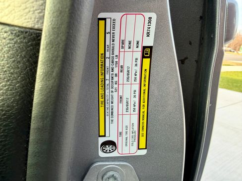 Used 2019 Chrysler Pacifica Touring Plus image 13