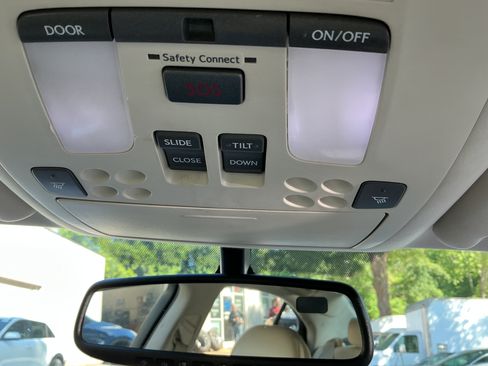 Used 2013 Lexus IS 250 AWD w/ Premium Pkg image 10