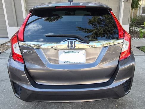 Used 2015 Honda Fit EX-L image 2