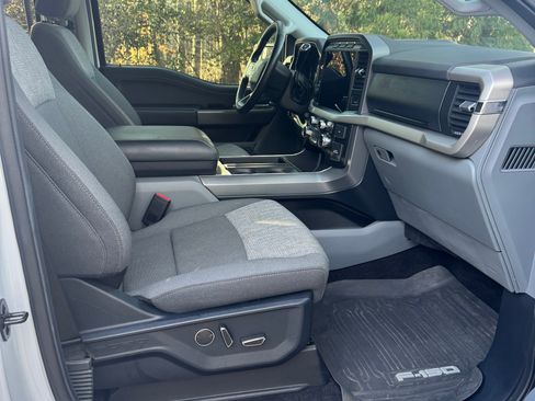 Used 2021 Ford F150 XLT w/ Equipment Group 302A High image 10