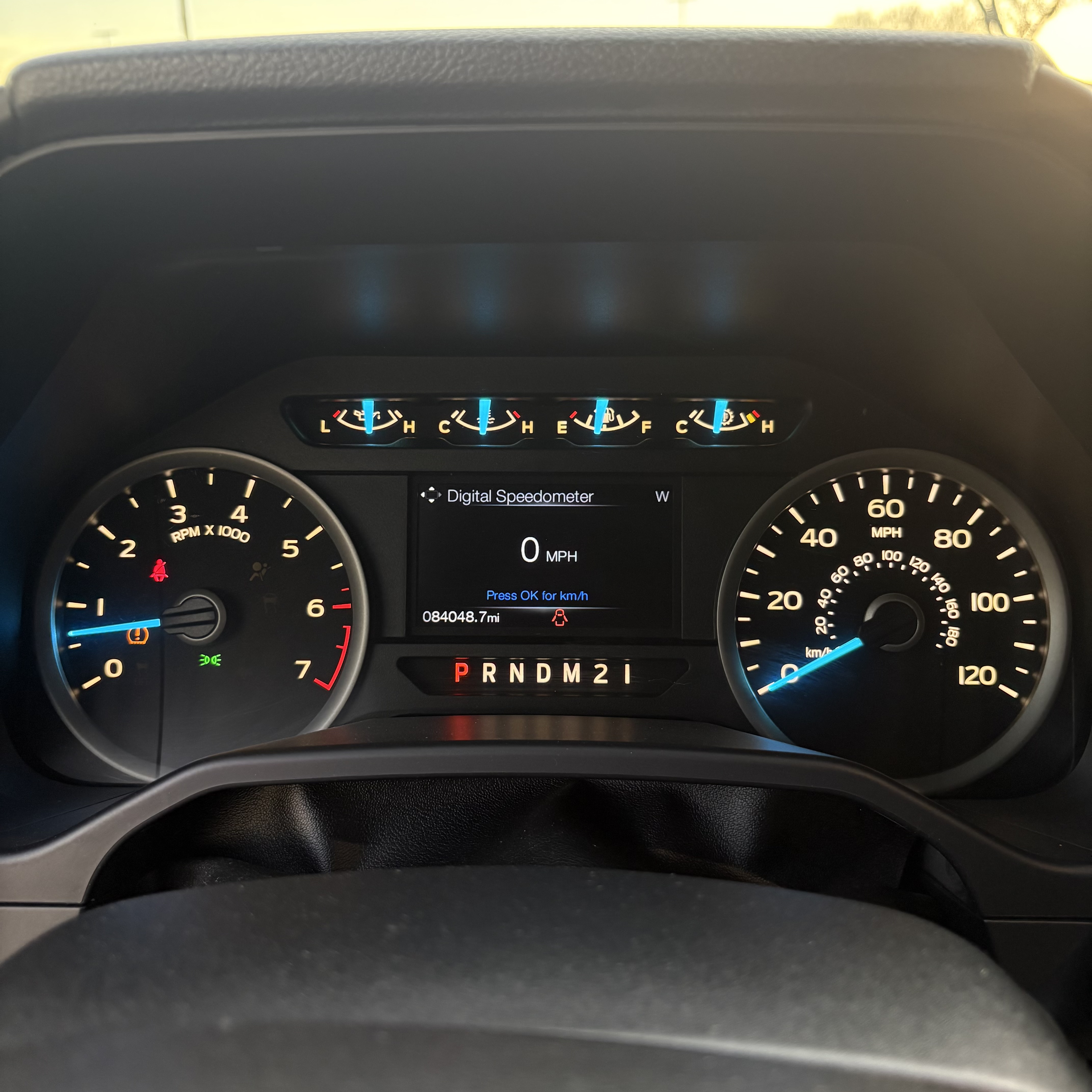 Used 2016 Ford F150 XLT w/ Equipment Group 302A Luxury AWD/4WD image 14