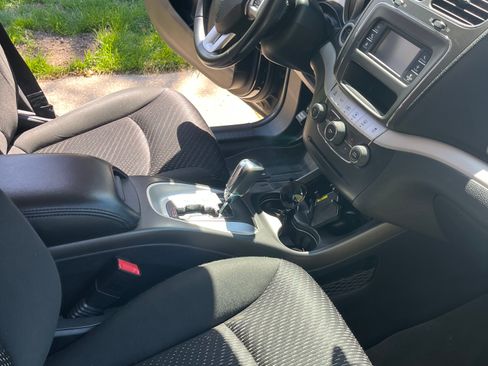 Used 2012 Dodge Journey SE FWD image 11