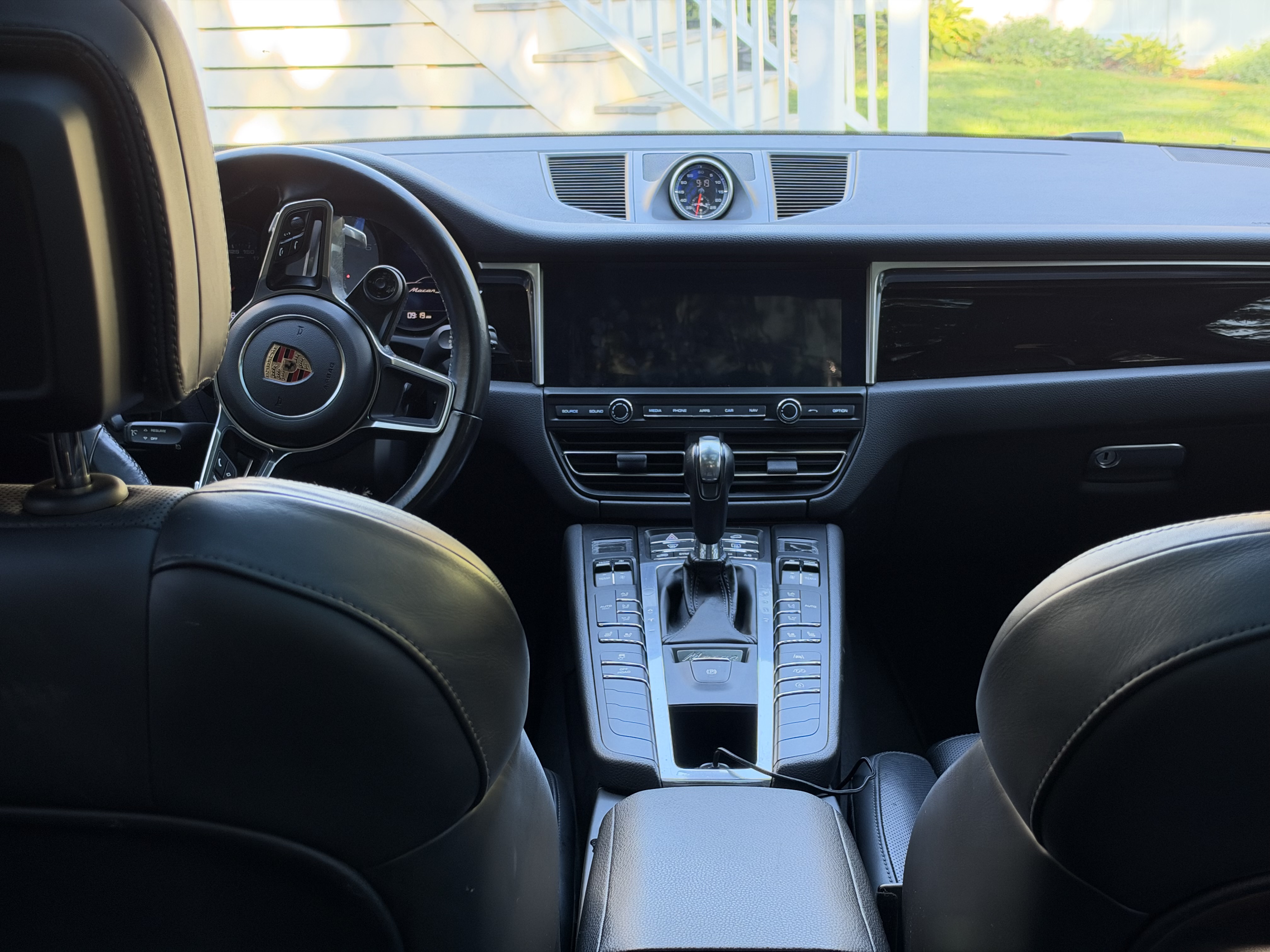 Used 2020 Porsche Macan S AWD/4WD image 14