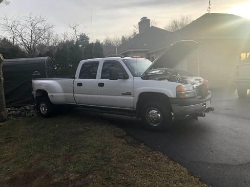 Used 2002 GMC Sierra 3500 4x4 Crew Cab image 2