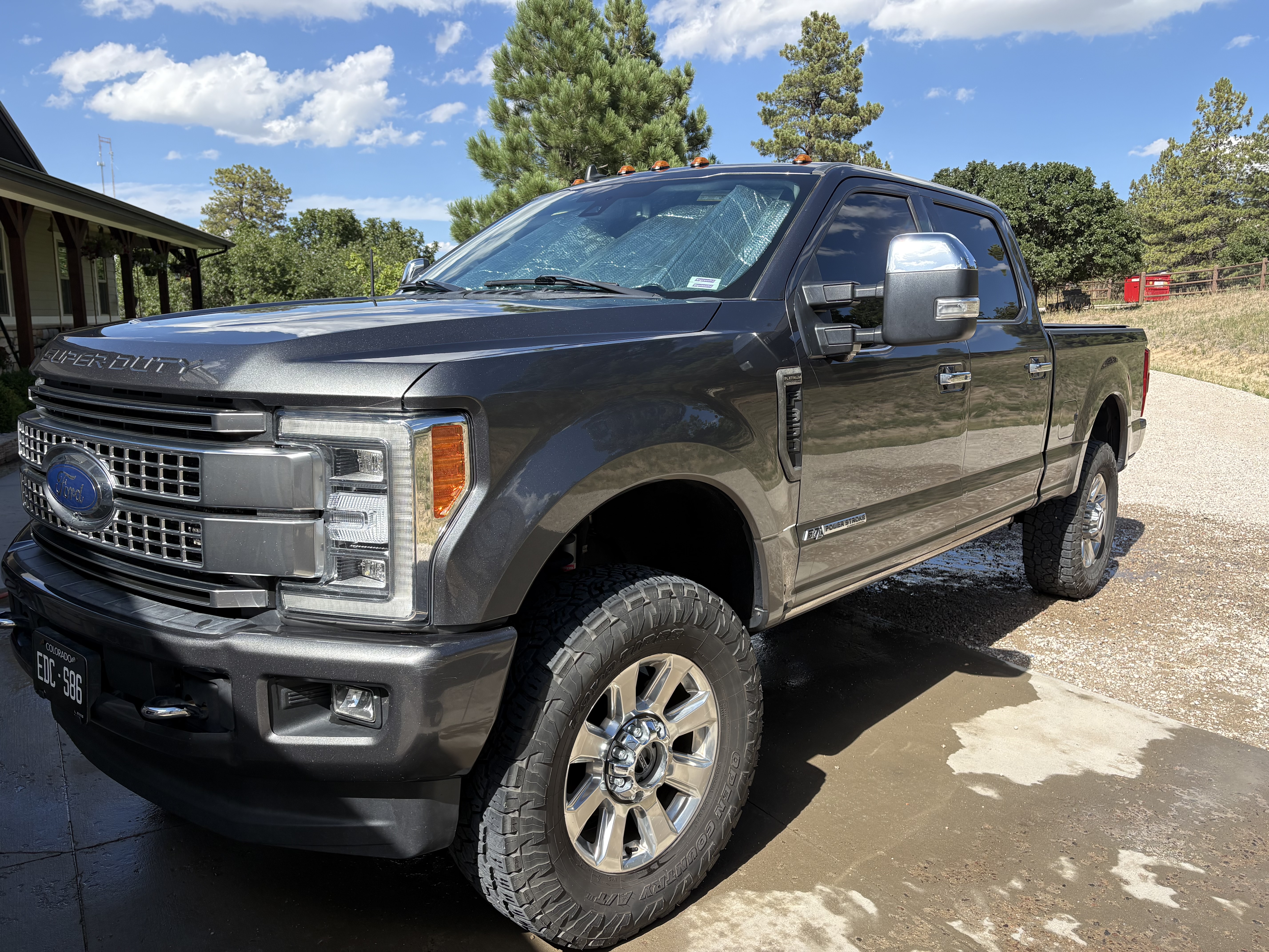 Used 2019 Ford F350 Platinum w/ Platinum Ultimate Package AWD/4WD image 4