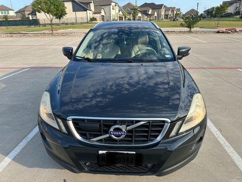 Used 2010 Volvo XC60 T6 R-Design image 28