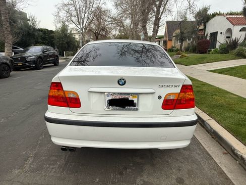 Used 2003 BMW 330xi Sedan image 9