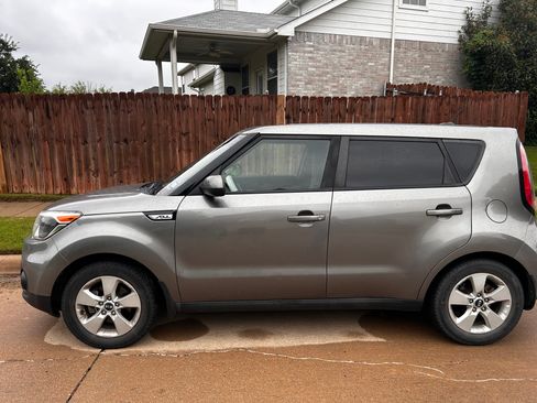 Used 2018 Kia Soul image 6