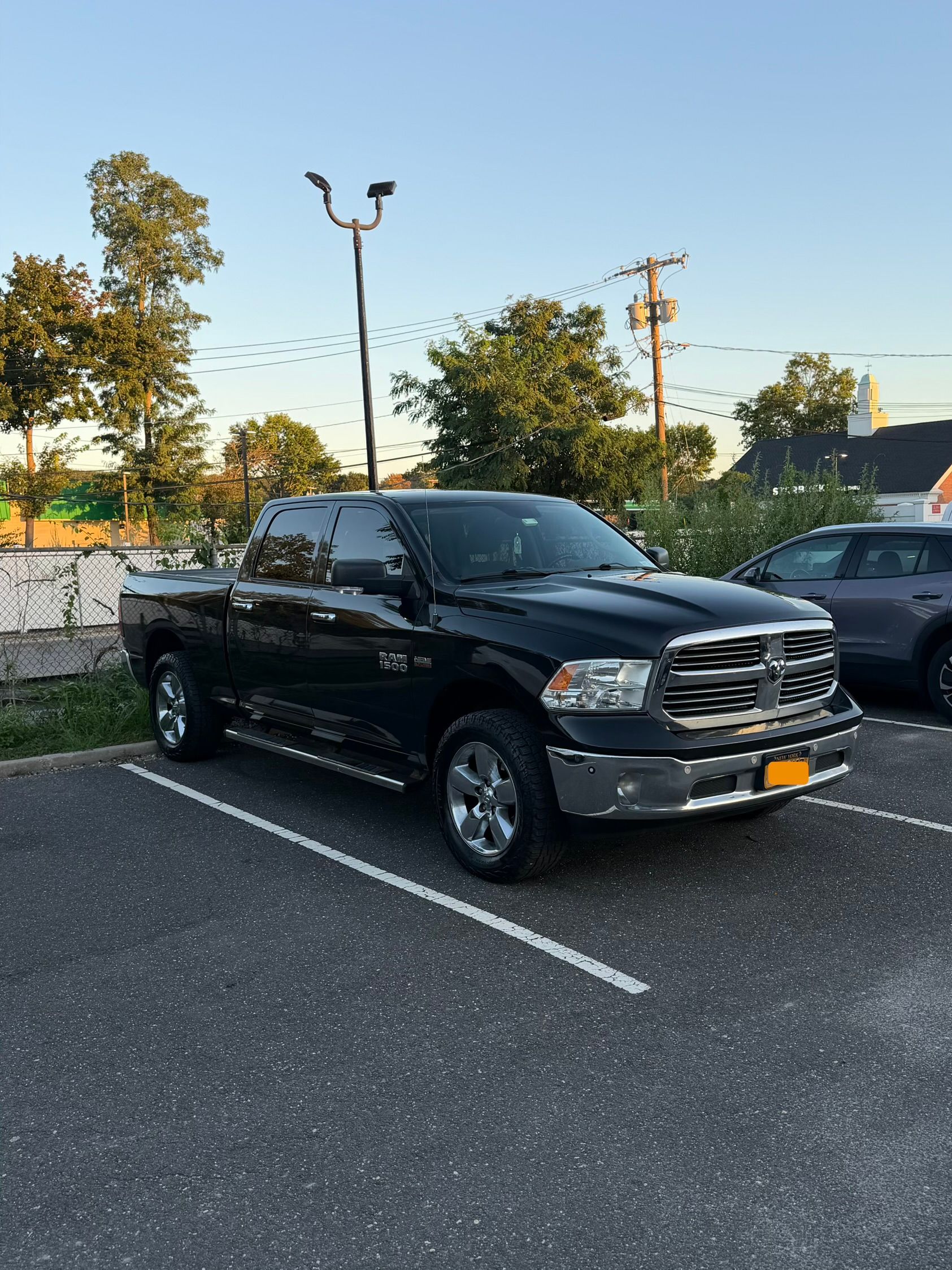Used 2017 RAM 1500 Big Horn AWD/4WD image 1