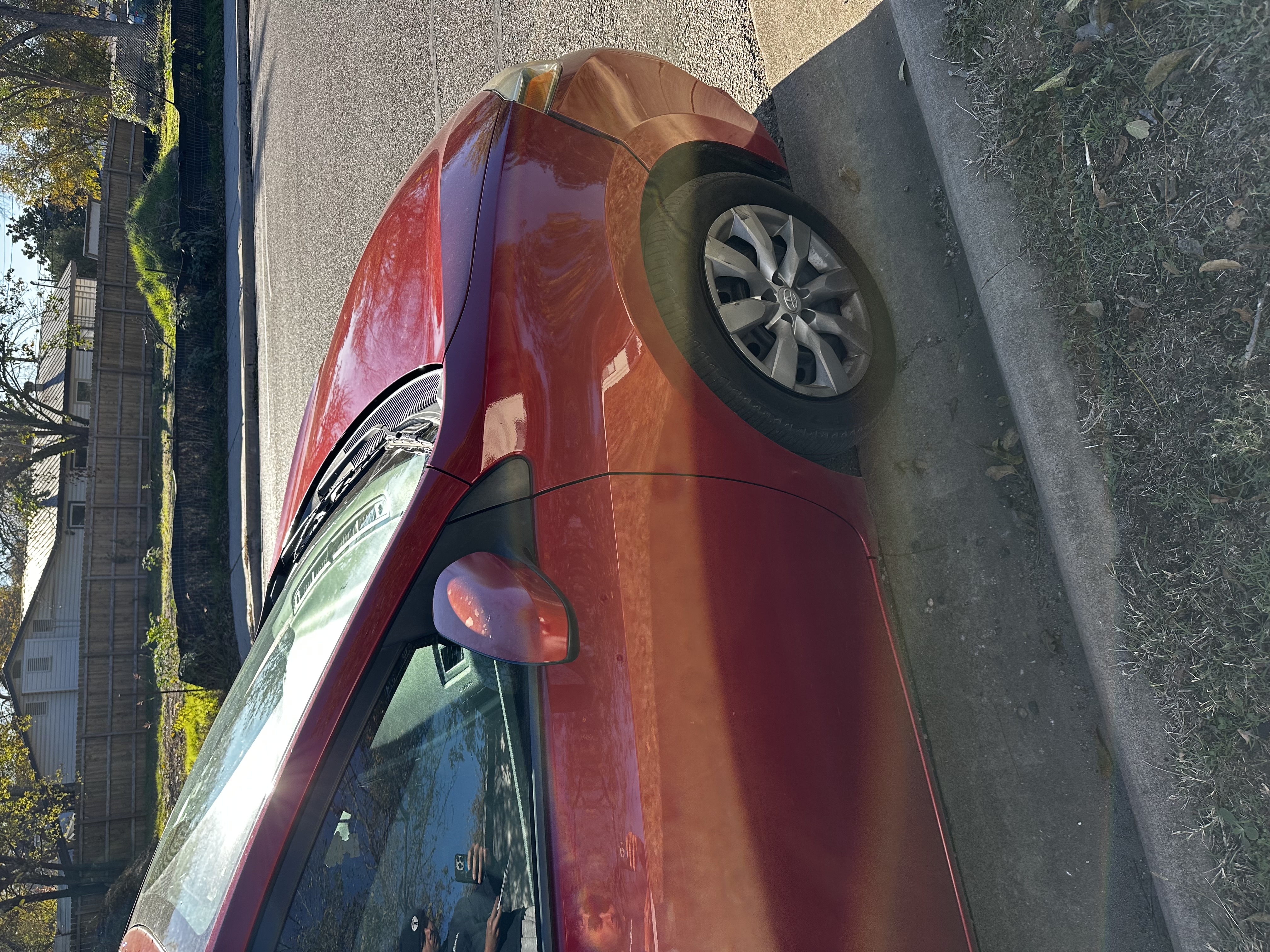 Used 2014 Toyota Corolla LE FWD image 10