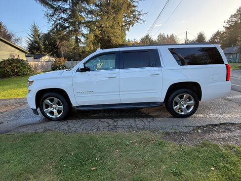 Used 2017 Chevrolet Suburban LS w/ All-Season Package image 1