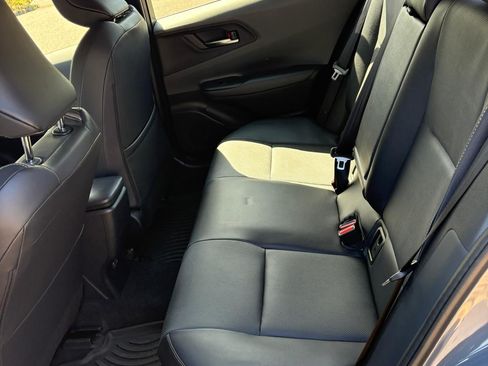 Used 2024 Toyota Prius XLE AWD/4WD image 18