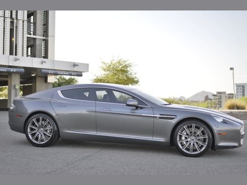 Used 2012 Aston Martin Rapide image 18
