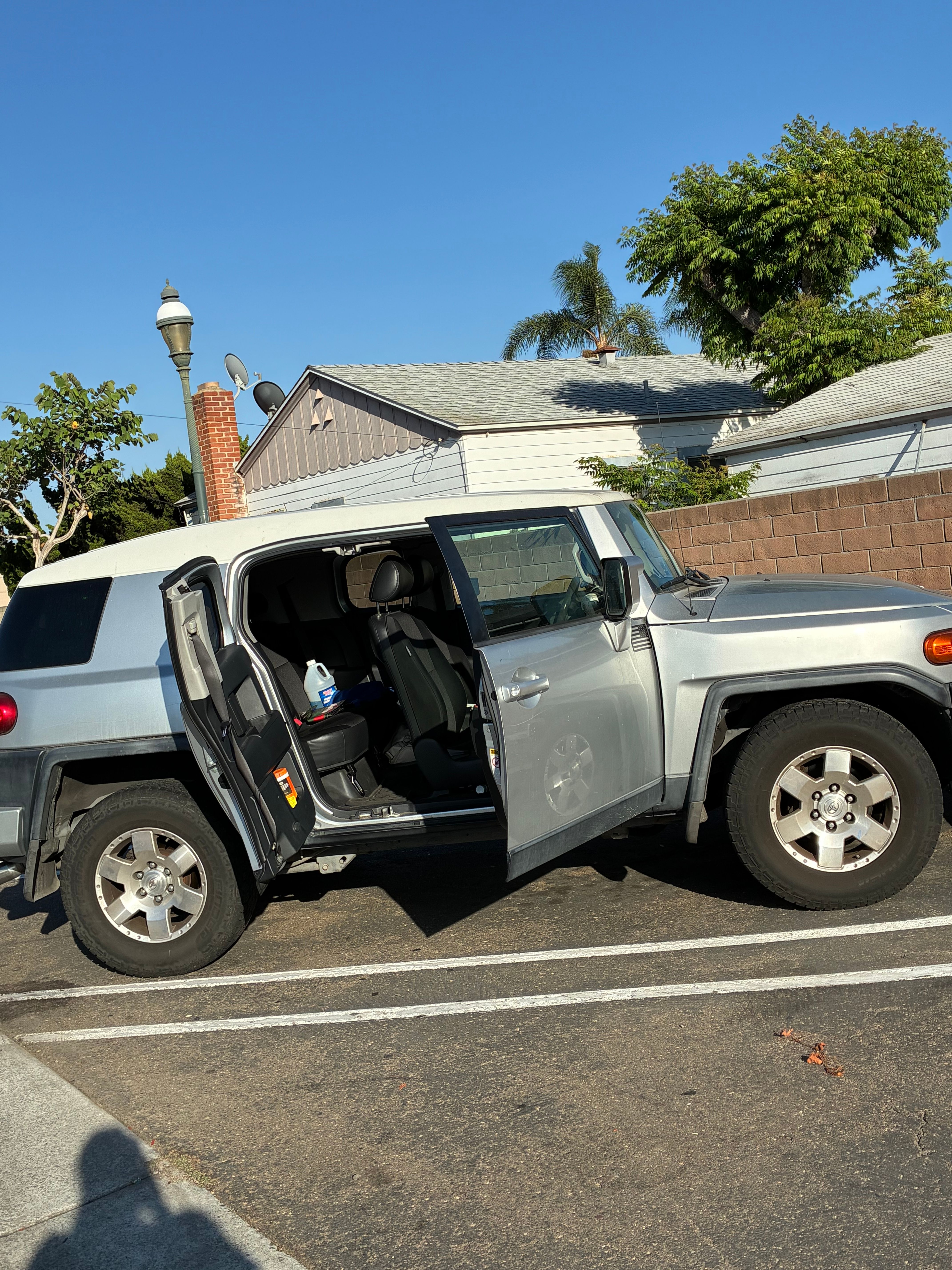 Used 2008 Toyota FJ Cruiser 2WD w/ Convenience Pkg image 5