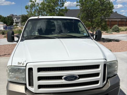 Used 2005 Ford Excursion Eddie Bauer AWD/4WD image 2
