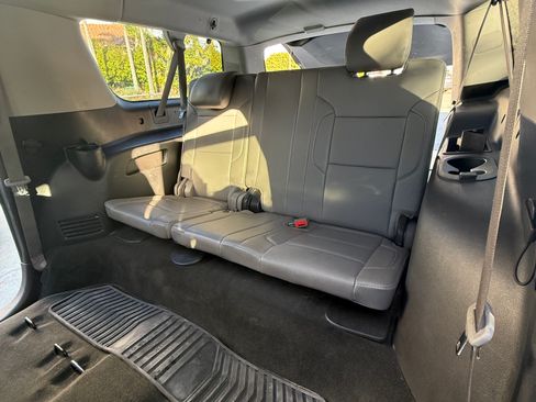 Used 2016 Chevrolet Suburban LT image 22