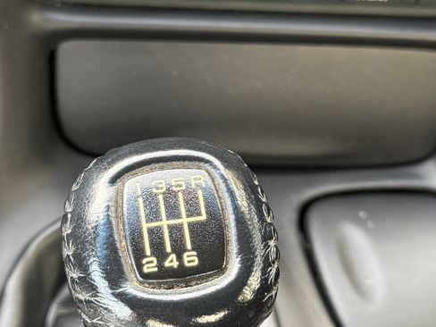 Used 2003 Chevrolet Corvette Z06 w/ Memory Package, 3 Drivers image 12