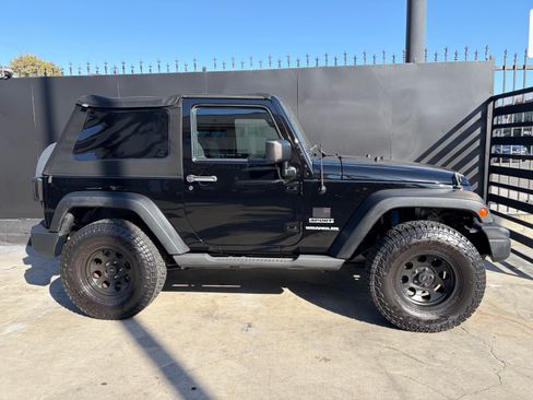 Used 2012 Jeep Wrangler Sport image 1