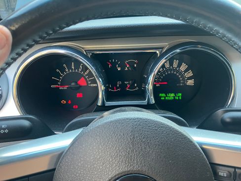 Used 2008 Ford Mustang GT Premium RWD image 6