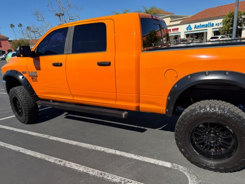 Used 2016 RAM 2500 SLT w/ Luxury Group image 2