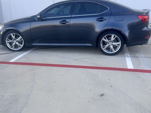 Used 2009 Lexus IS 250 image 2