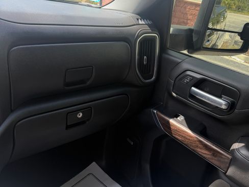 Used 2021 GMC Sierra 2500 Denali w/ Denali Ultimate Package image 10