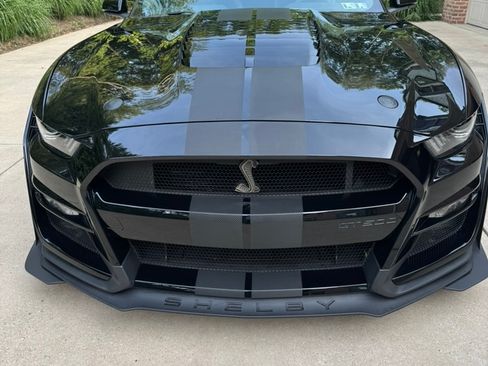Used 2022 Ford Mustang Shelby GT500 w/ Carbon Fiber Track Pack image 6