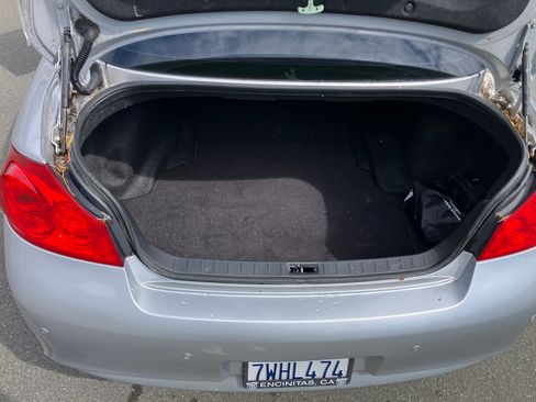 Used 2011 INFINITI G37 Journey w/ Premium Pkg RWD image 19